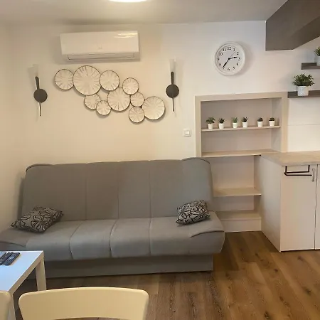 Jolly -center Bright At Tartini Square Apartment